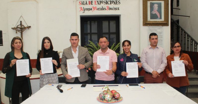 029/2024 Se renovó la firma de convenio de colaboración entre el IMAIP y el Ayuntamiento de Tlalpujahua